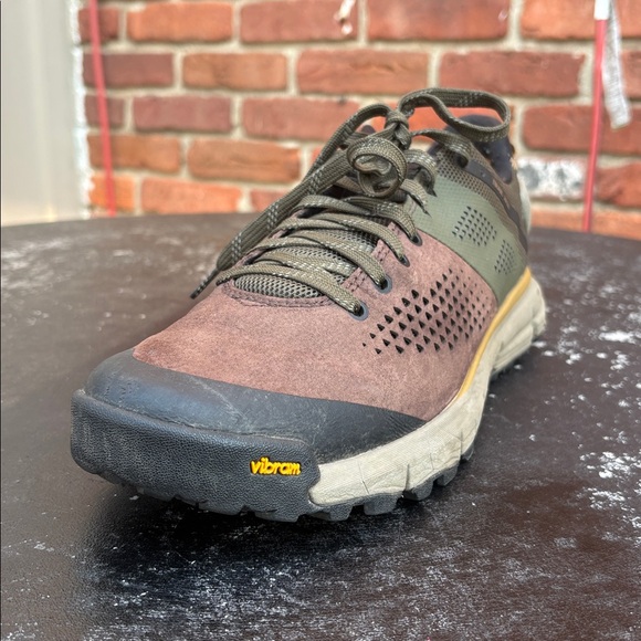 Danner Vibram Men's Olive and Brown Sneakers size 10 - Picture 3 of 10